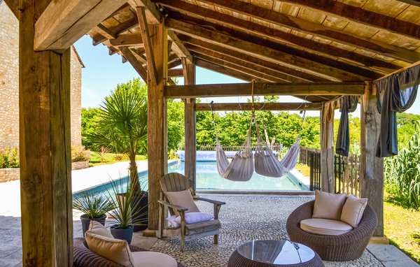 Location de vacances - Fleurac , France - FAD073 101