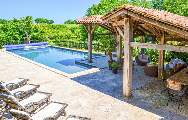 Location de vacances - Fleurac , France - FAD073 16
