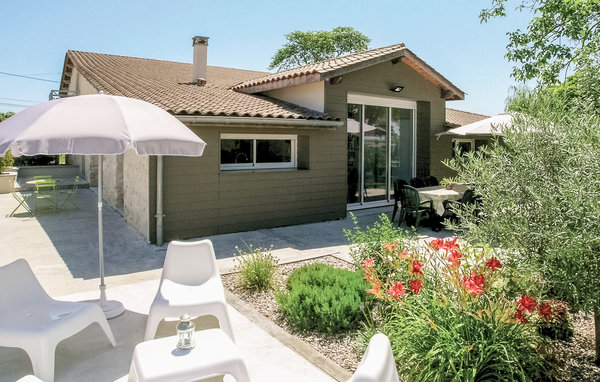 Holiday Home - St. Aubin de Cadeleche , France - FAD373 2