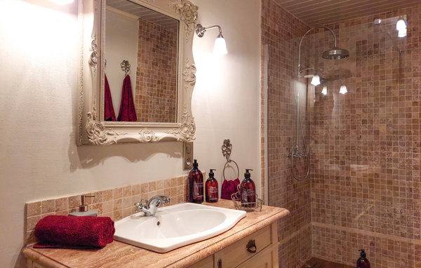 Location de vacances - Maison de Beauvais , France - FAD475 702