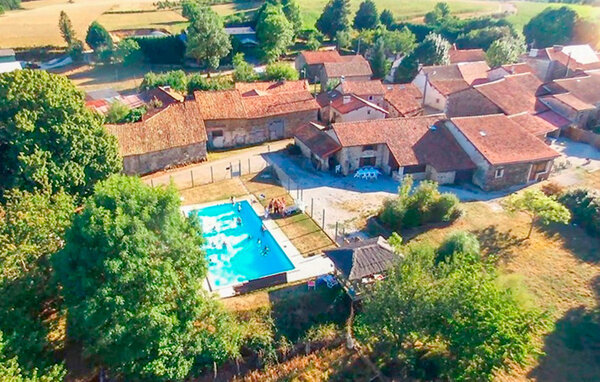 Holiday Home - Bussière-Badil , France - FAD499 82