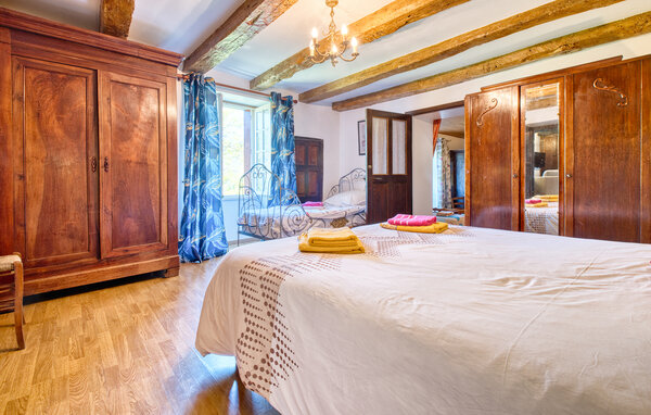 Location de vacances - Plazac , France - FAD508 601
