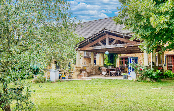 Holiday Home - Proissans , France - FAD531 2