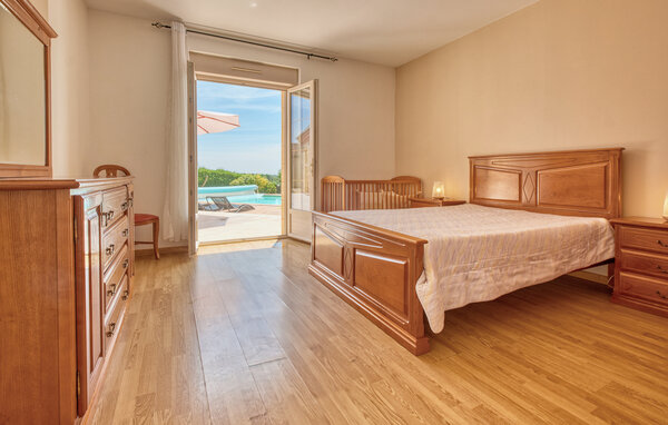 Holiday Home - La Douze , France - FAD543 603