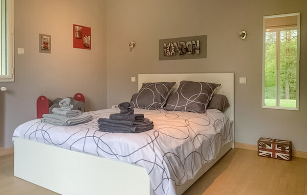 Semesterhus - Sarliac-sur-l'Isle , Frankrike - FAD547 602