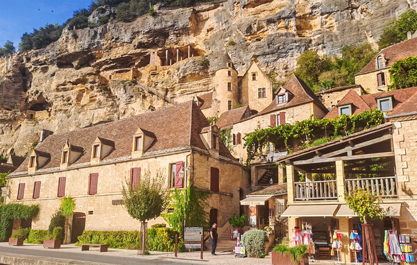 Casa de vacaciones - Eyraud-Crempse-Maurens , Francia - FAD552 905