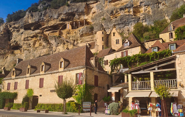 Location de vacances - Castels et Bézenac , France - FAD558 903