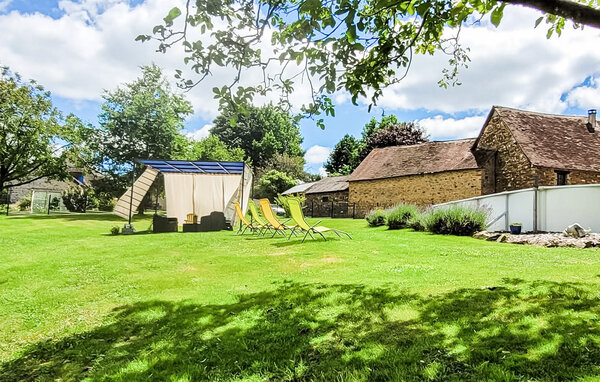 Semesterhus - Saint-Priest-les-Fougères , Frankrike - FAD561 102