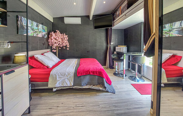 Feriehus - Saint-Antoine-de-Breuilh , Frankrike - FAD570 602