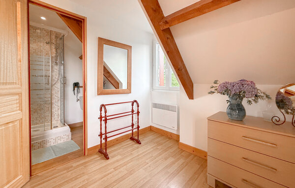 Holiday Home - Saint-Mesmin , France - FAD580 502