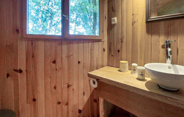 Semesterhus - Mazeyrolles , Frankrike - FAD584 702