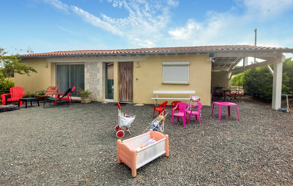 Location de vacances - Saint-Martial-Viveyrol , France - FAD589 1