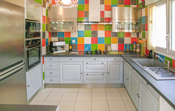 Location de vacances - Savignac les Eglises , France - FAD745 403