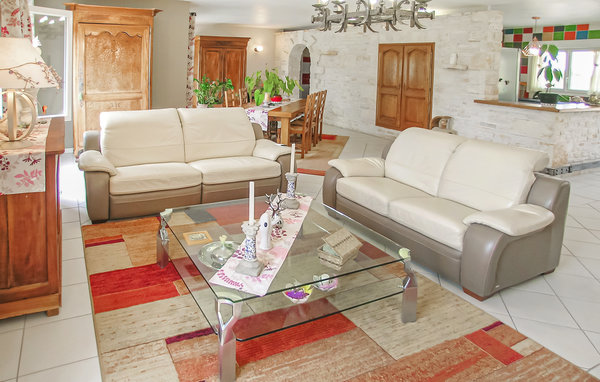 Location de vacances - Savignac les Eglises , France - FAD745 303