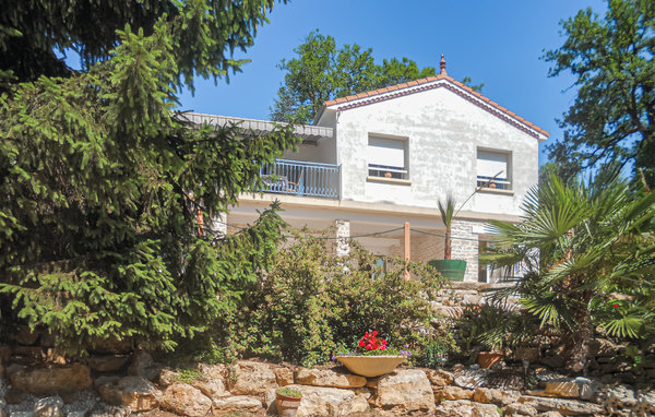 Location de vacances - Savignac les Eglises , France - FAD745 81