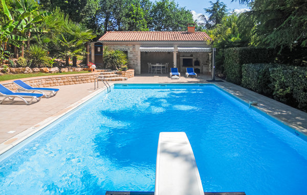 Location de vacances - Savignac les Eglises , France - FAD745 12