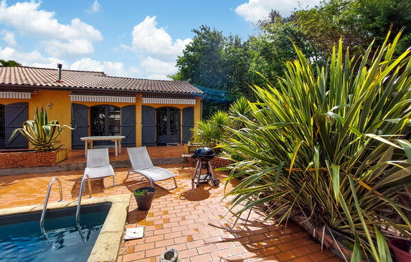 Location de vacances - Le Temple , France - FAG227 8