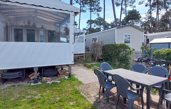 Holiday Home - Saint-Julien-en-Born , France - FAL145 101