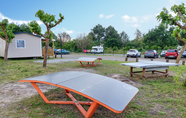Location de vacances - Saint-Julien-en-Born , France - FAL147 907
