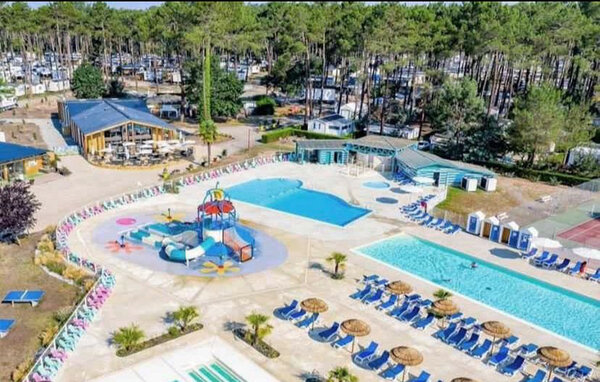 Location de vacances - Saint-Julien-en Born , France - FAL158 905