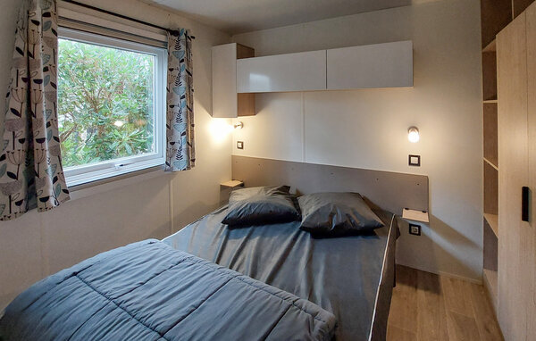 Location de vacances - Saint-Julien-en Born , France - FAL158 601