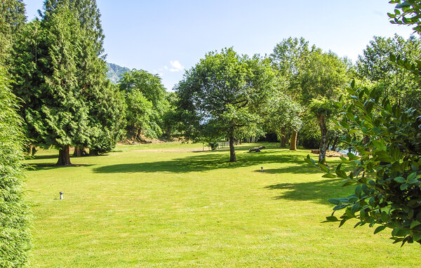 Holiday Home - Louvie-Juzon , France - FAP123 102