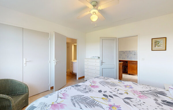 Holiday Home - Orègue , France - FAP126 602