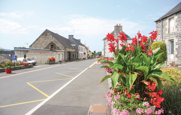 Holiday Home - Caurel , France - FBC648 901