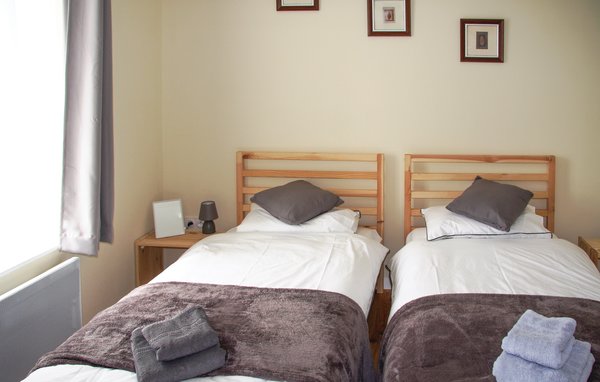 Holiday Home - Caurel , France - FBC648 602