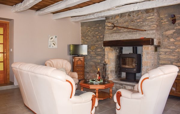 Location de vacances - Le Cambout , France - FBC691 3