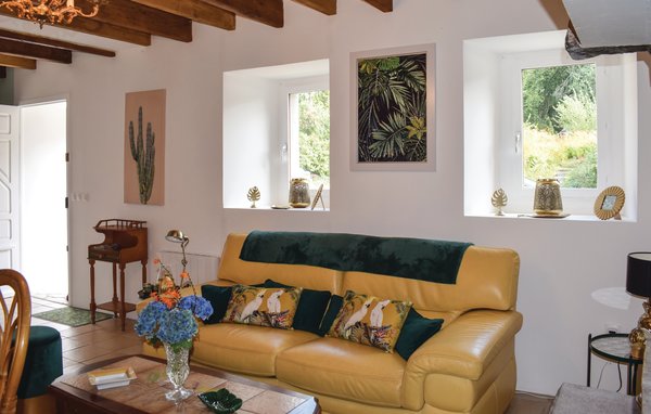 Vakantiehuis - Trezeny , Frankrijk - FBC694 302