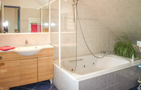 Location de vacances - St. Martin des Pres , France - FBC703 7