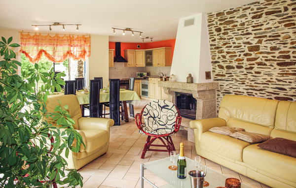 Location de vacances - St. Martin des Pres , France - FBC703 3