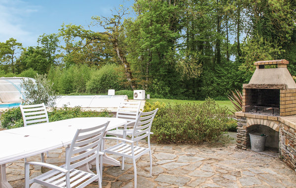 Location de vacances - St. Martin des Pres , France - FBC703 102