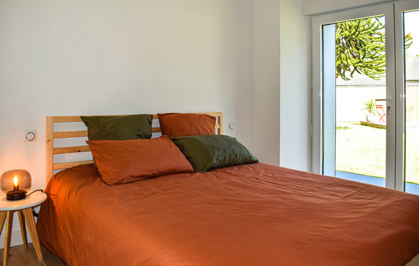 Location de vacances - Le Vieux Bourg , France - FBC805 602