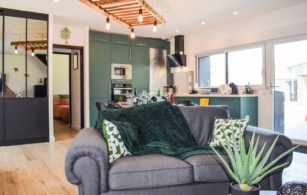 Location de vacances - Le Vieux Bourg , France - FBC805 4