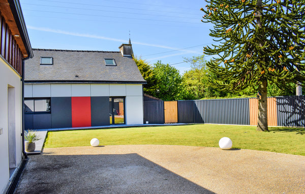Location de vacances - Le Vieux Bourg , France - FBC805 101