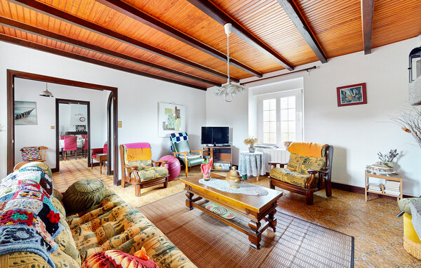 Location de vacances - Châtelaudren-Plouagat , France - FBC833 302