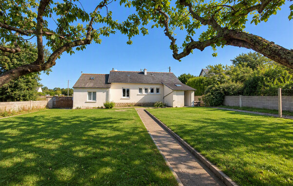 Location de vacances - Lamballe Armor , France - FBC902 2