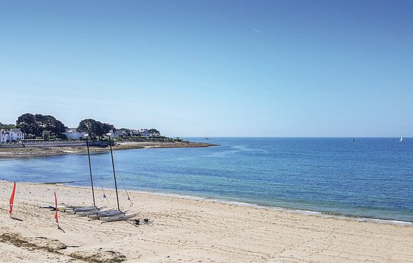 Holiday Home - Gouesnac'h , France - FBF561 904