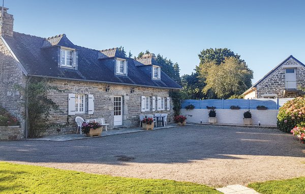 Holiday Home - Gouesnac'h , France - FBF561 81