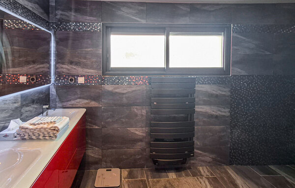 Holiday Home - Landivisiau , France - FBF785 703