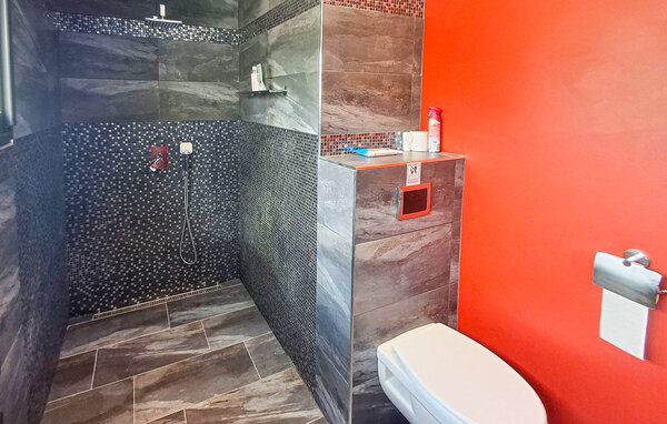 Holiday Home - Landivisiau , France - FBF785 704