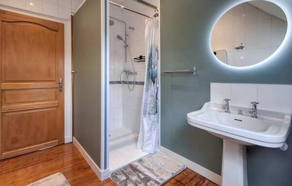 Vakantiehuis - Saint-Martin-des-Champs , Frankrijk - FBF787 704