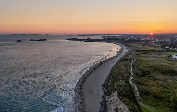 Holiday Home - Cléder , France - FBF788 904
