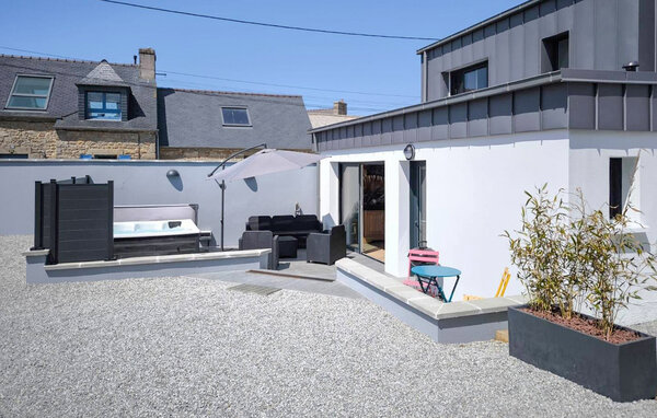 Holiday Home - Cléder , France - FBF788 2