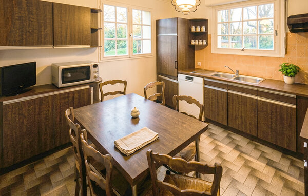 Semesterhus - Meglven , Frankrike - FBF798 5