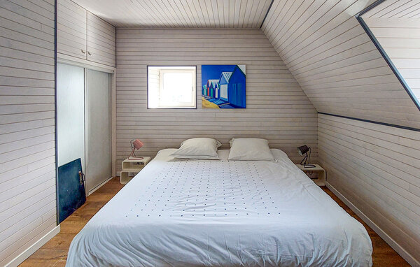 Semesterhus - Combrit , Frankrike - FBF803 602
