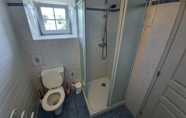 Apartman - Roz-Landrieux , Francuska - FBI097 701