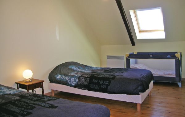 Apartman - Roz-Landrieux , Francuska - FBI097 603